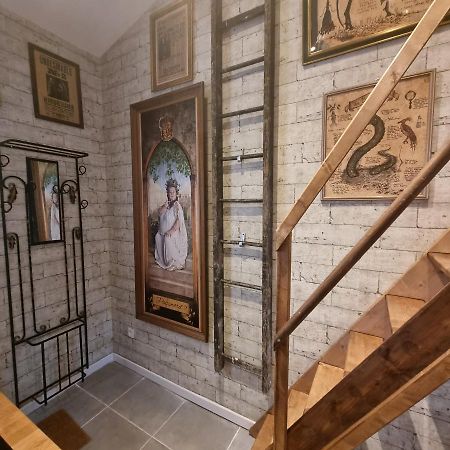 La Cabane Des Sorciers Lievin Bagian luar foto